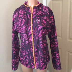 Hooded Lightweight running jacket